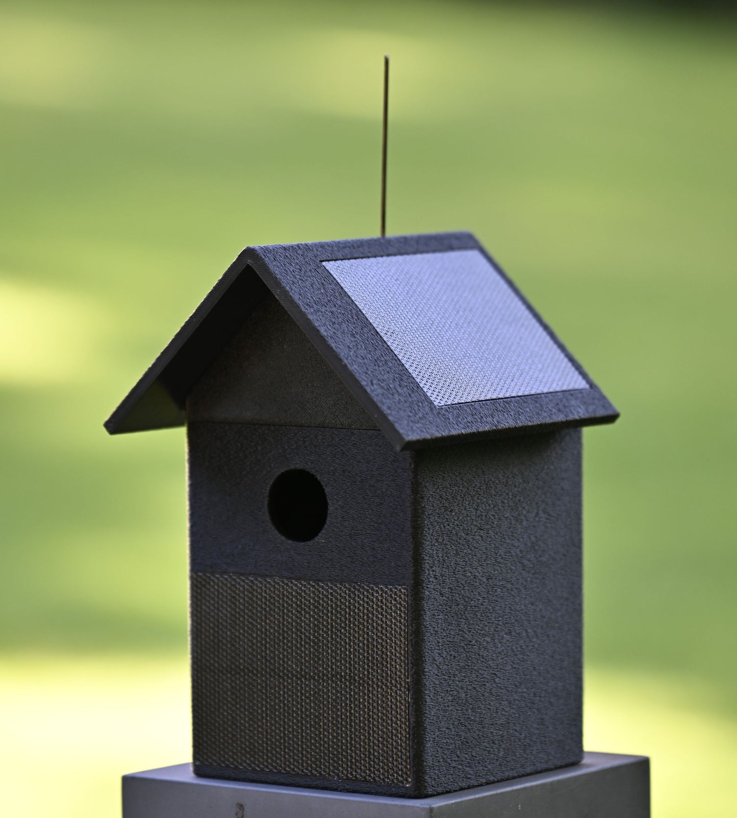 Fertig gedrucktes Vogelhaus-Mesh-Repeater-Gehäuse – Ansicht 3
