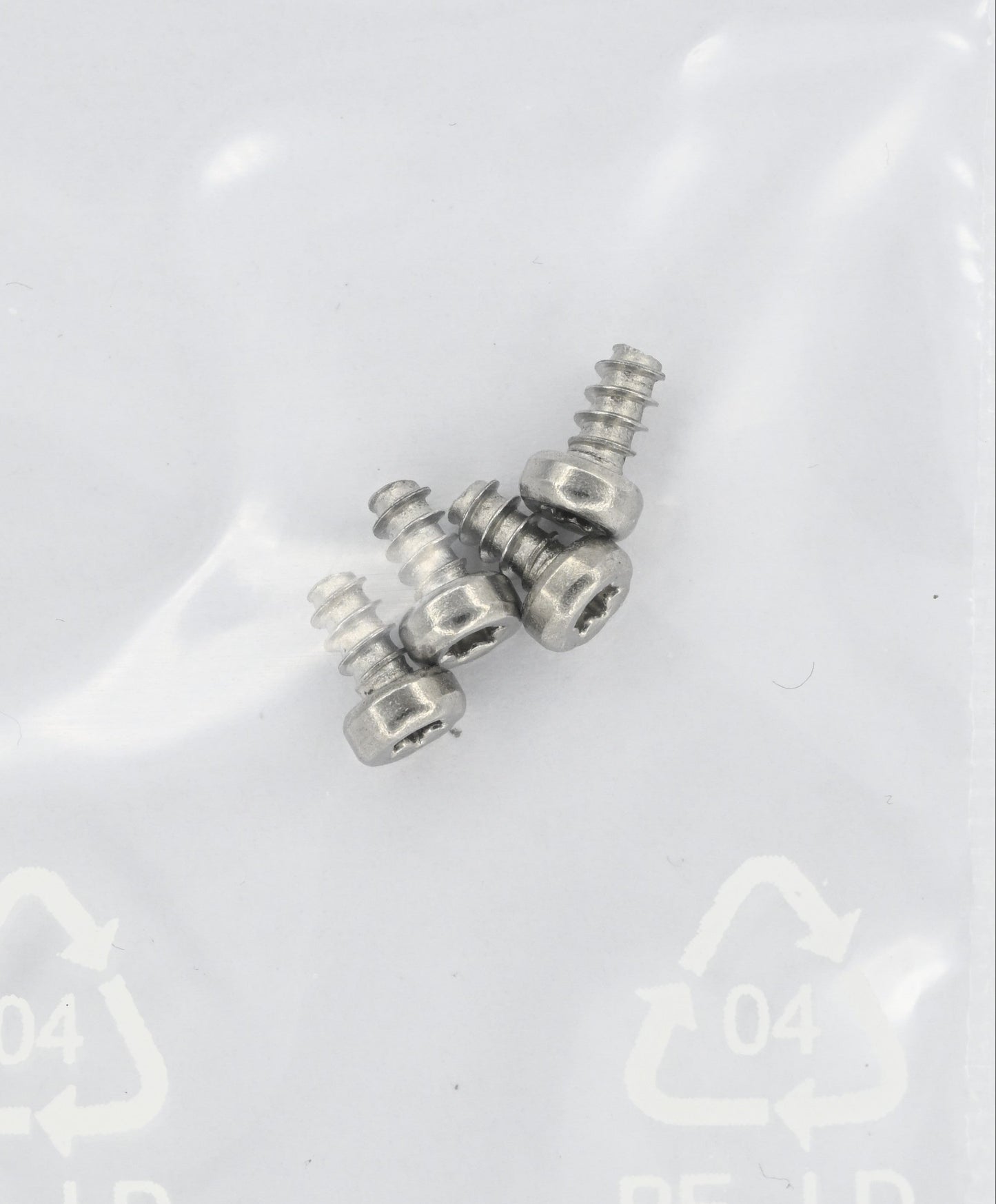 Vier Edelstahl-Montageschrauben A2, Ø 2,5 × 4,5 mm, Linsenkopf mit T8-Antrieb, für das Inhero MR-2